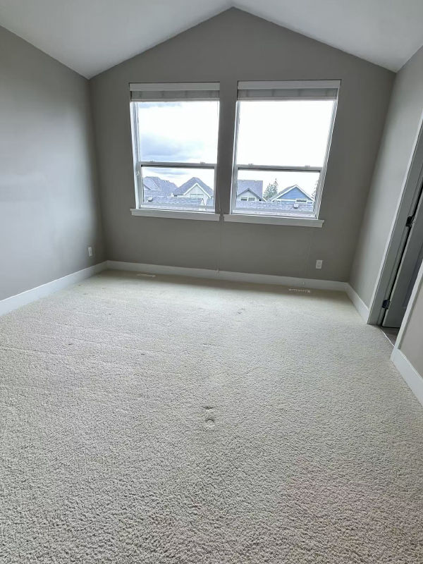Vaulted bedroom — Before